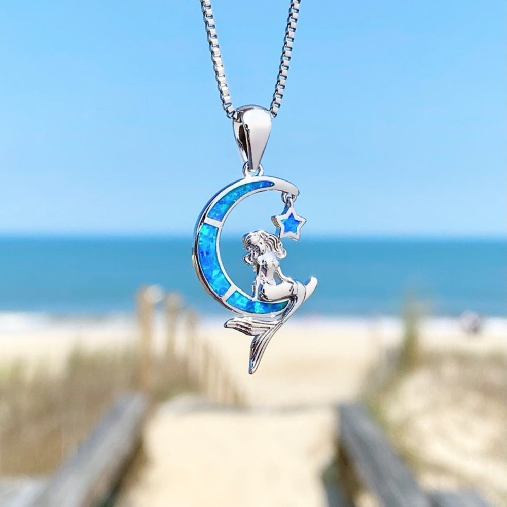 Opal Moon Mermaid Necklace - Mystical Sea Charm, Ocean Jewelry,Nautical Elegance